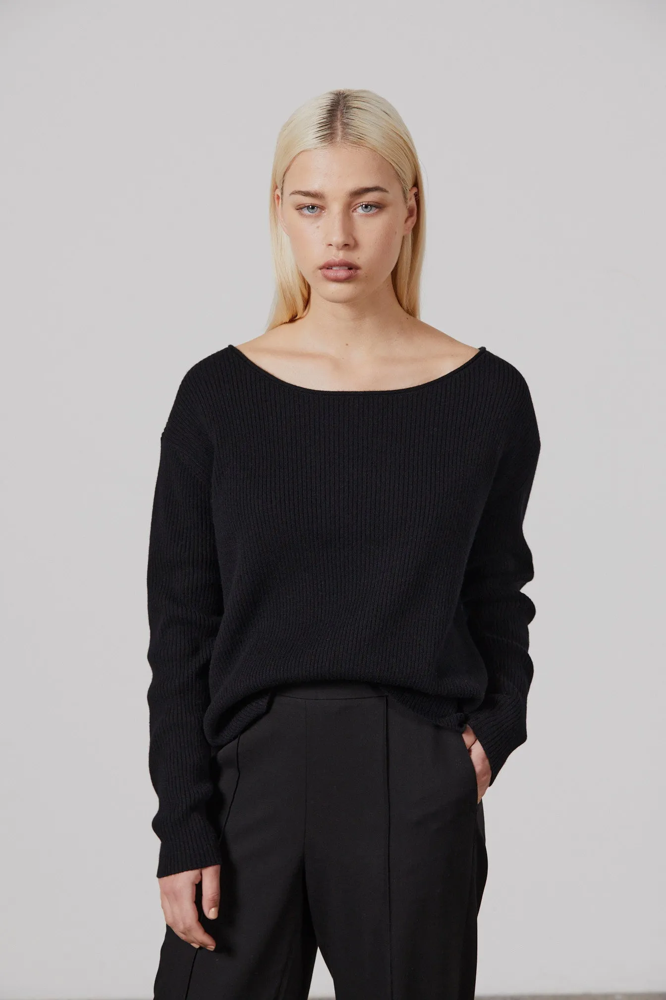 Ali Cashmere Boatneck - Black