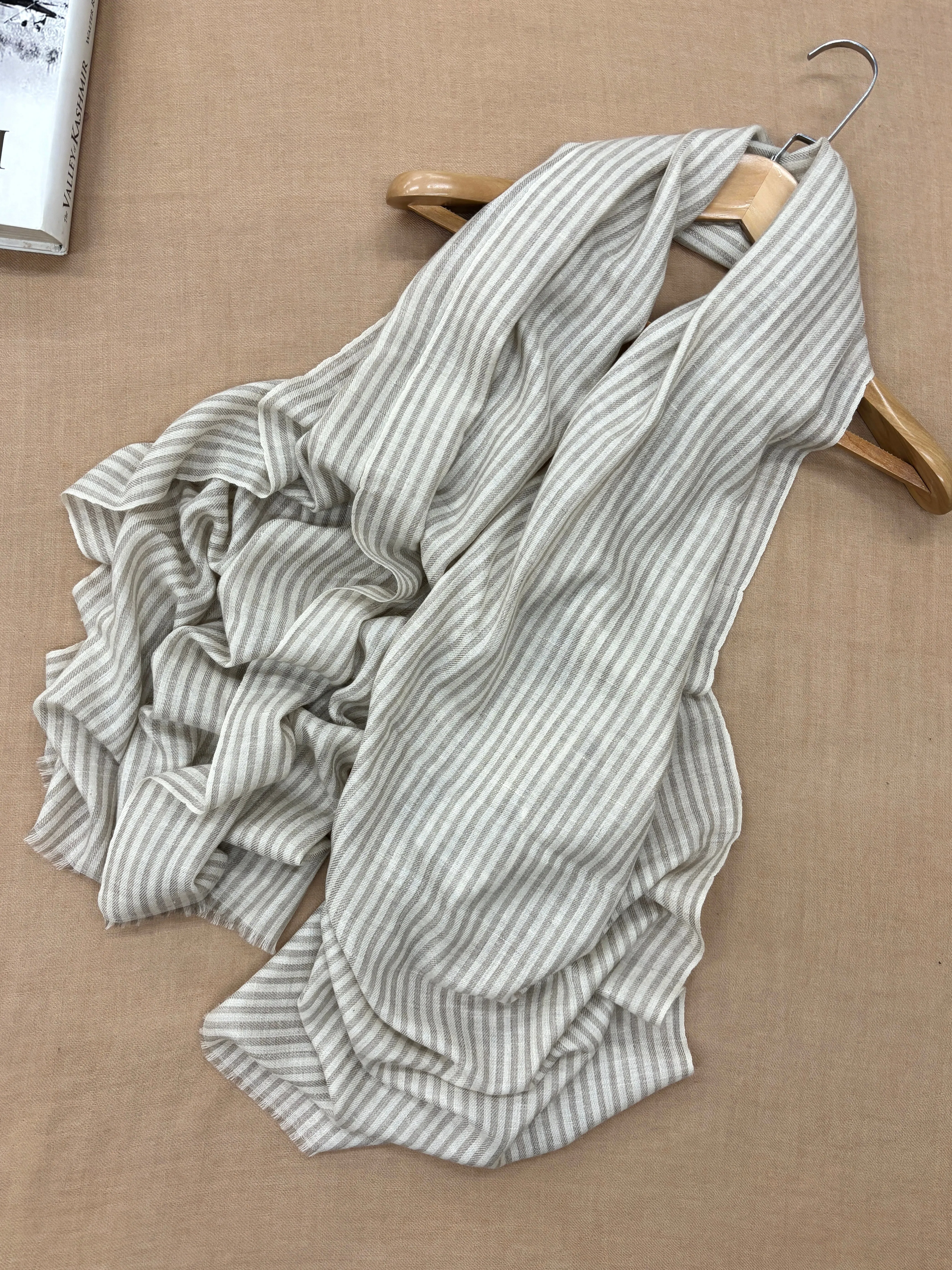 Beige Ivory Classic Cashmere Wrap