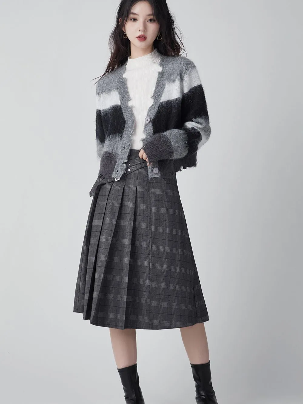 Collage-style Pleats Long Plaid Skirt