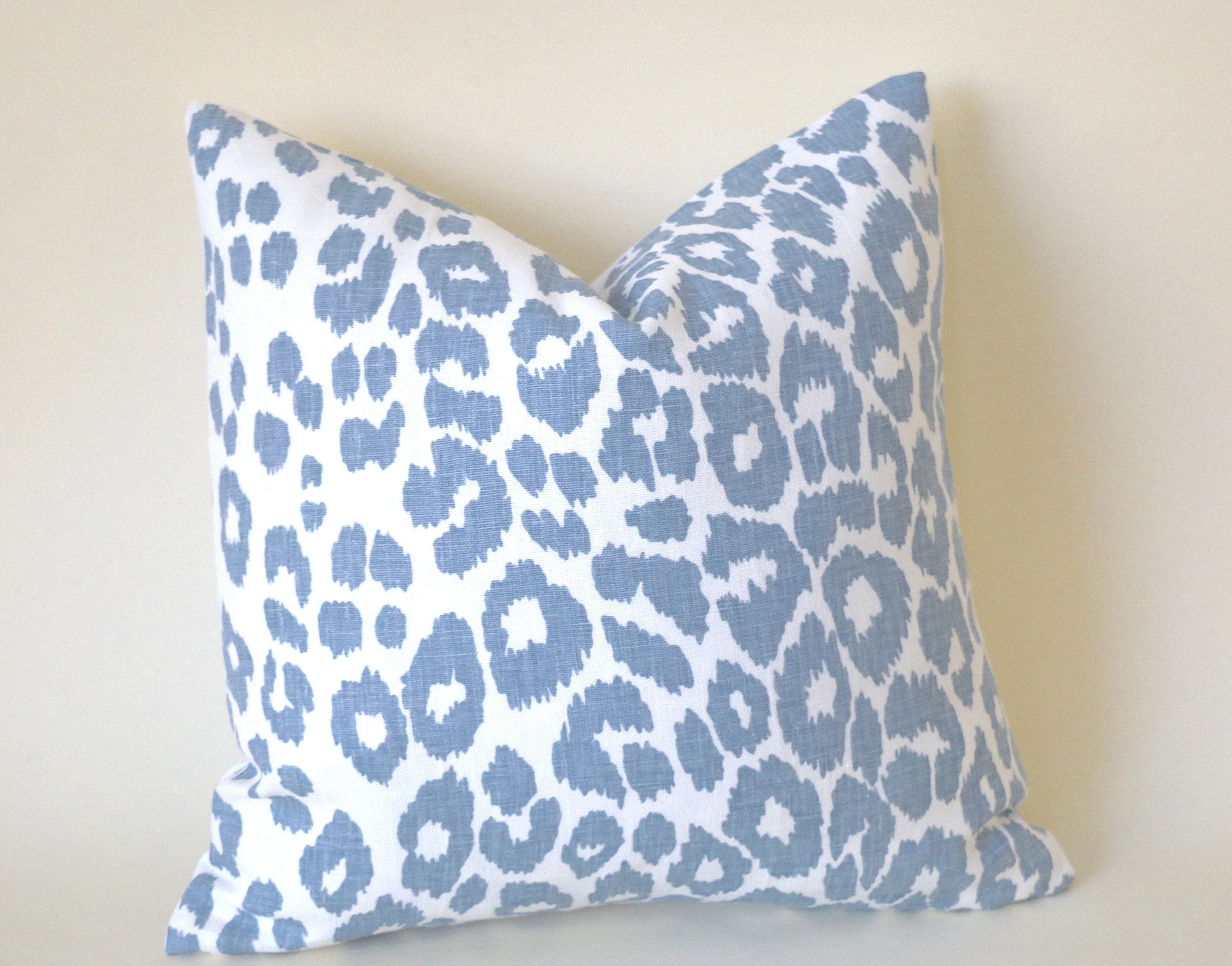 Iconic Leopard Sky Pillow Cover / Schumacher Sky Leopard Cushion Cover / Indoor or Outdoor Pillow Cover