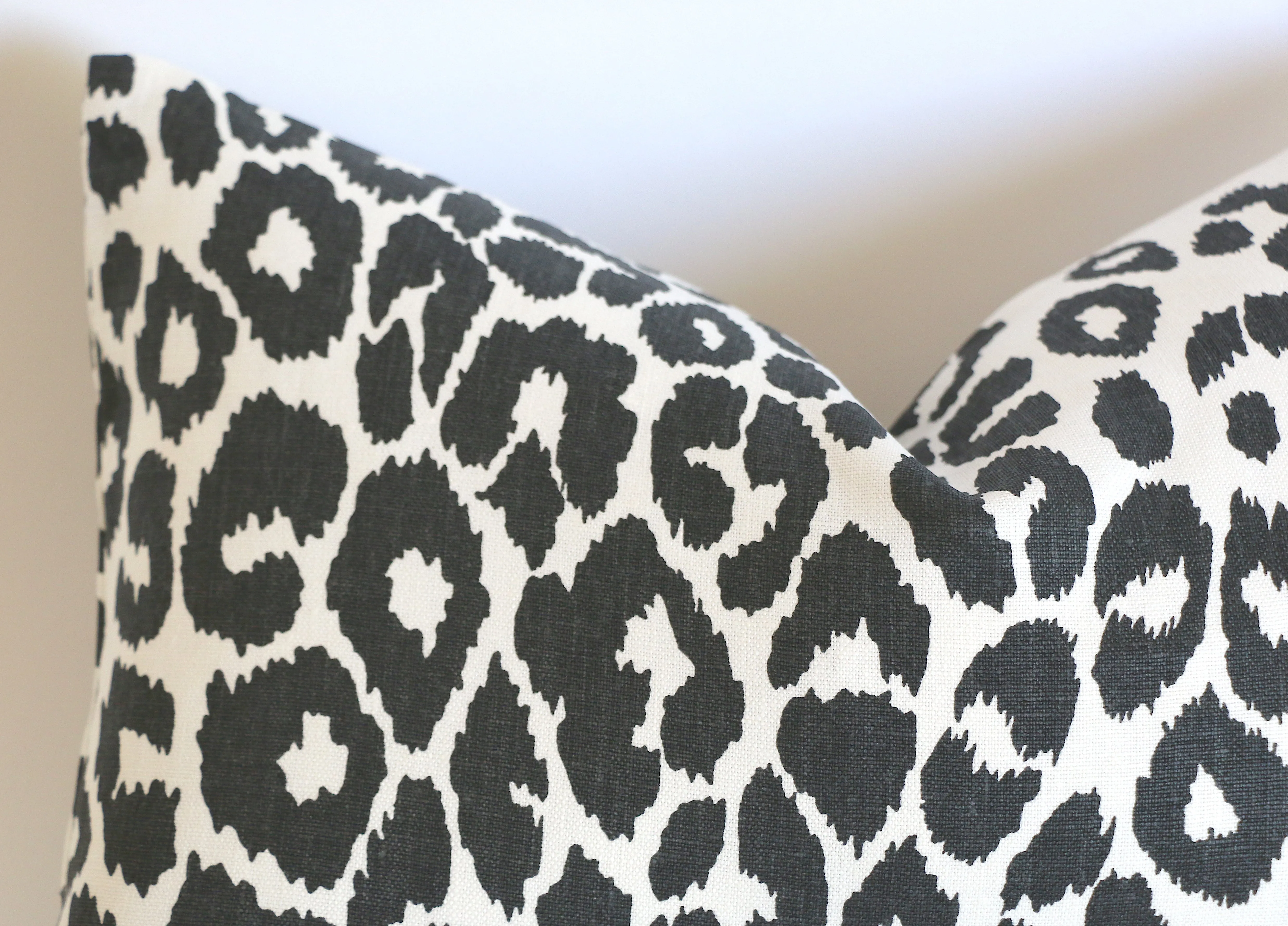 Iconic Leopard Sky Pillow Cover / Schumacher Sky Leopard Cushion Cover / Indoor or Outdoor Pillow Cover