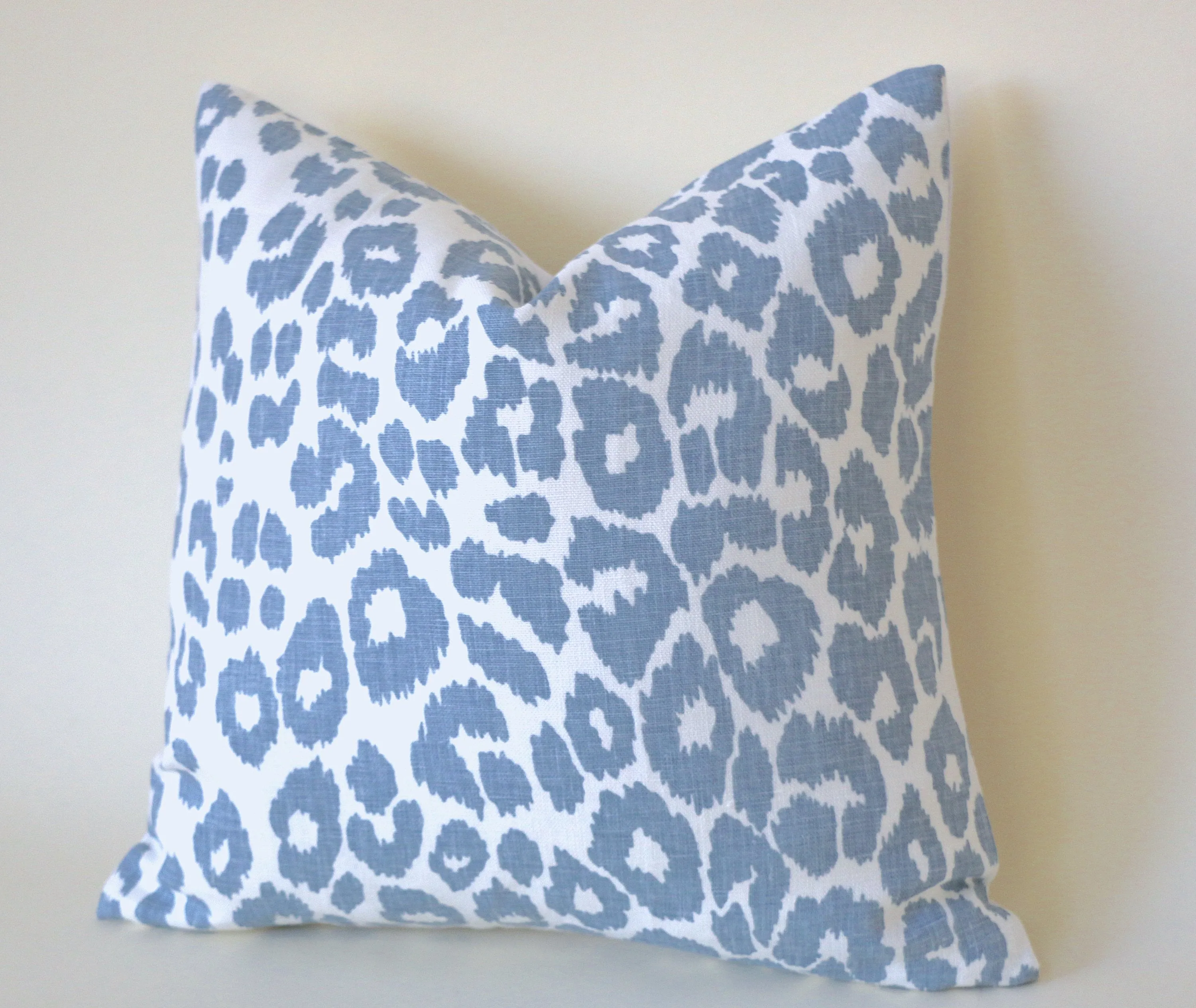 Iconic Leopard Sky Pillow Cover / Schumacher Sky Leopard Cushion Cover / Indoor or Outdoor Pillow Cover