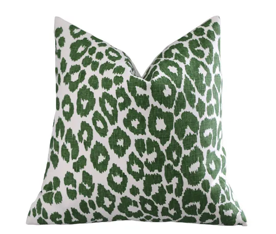 Indoor or Outdoor Iconic Leopard Pillow Cover / Double sided Schumacher Pillow / Schumacher Iconic leopard pillow cover / Outdoor Linen Cushion cover