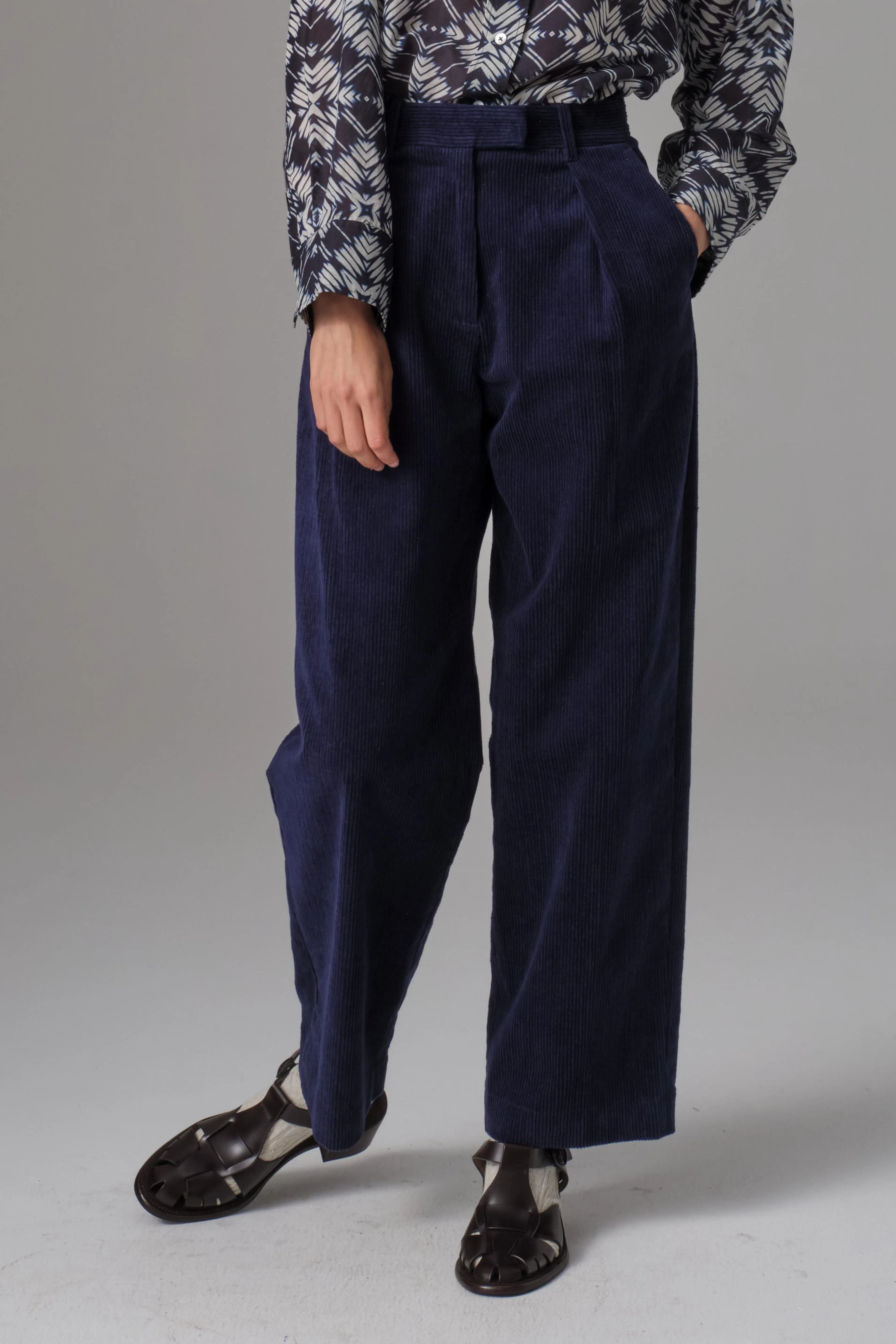 Ink Chunky Cord Pleat Pant