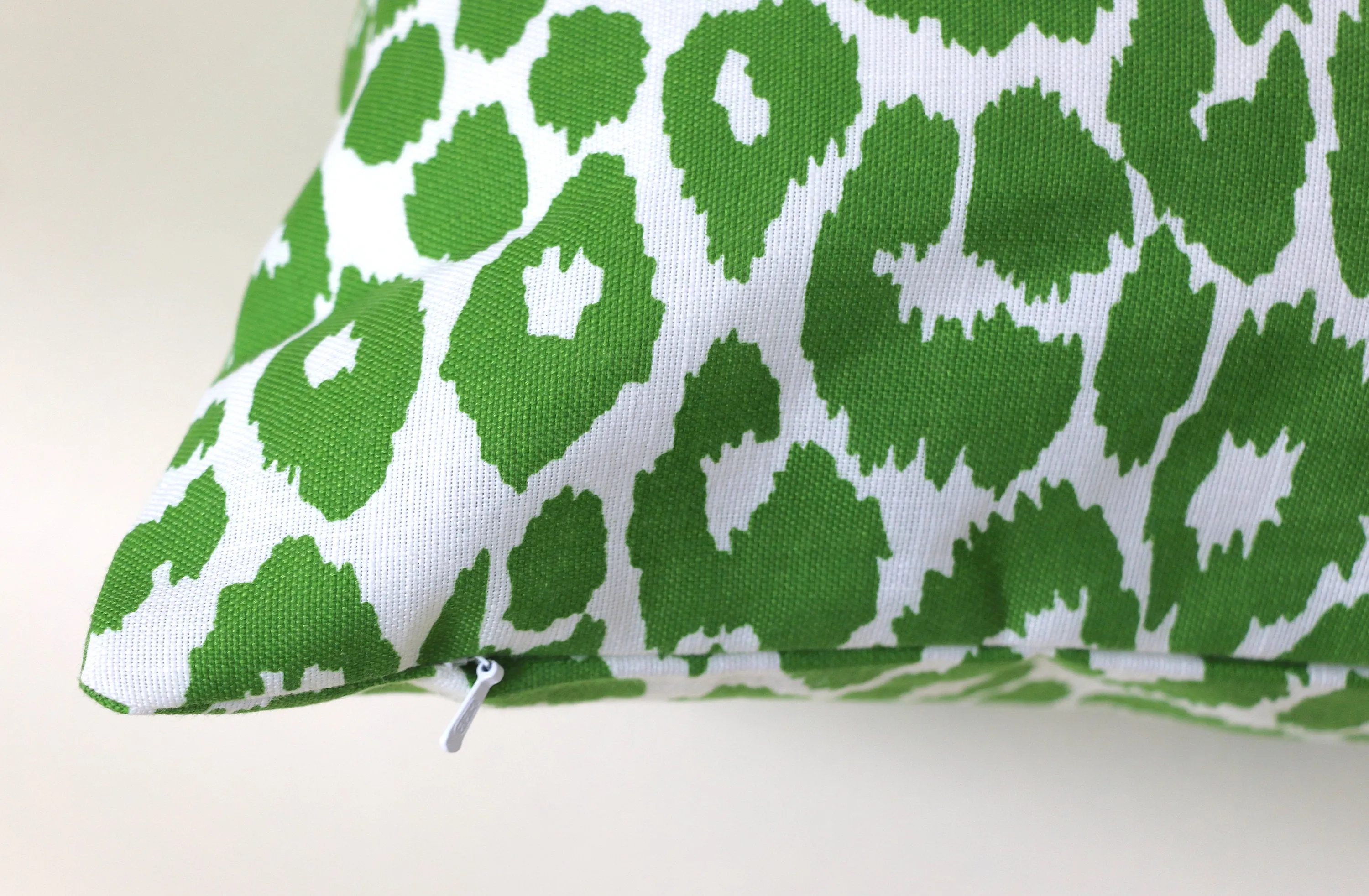 Kate: Indoor/Outdoor Schumacher Iconic Leopard Pillow Cover / Green and White Outdoor Pillow / Porch Accent Pillow / Weather Resistant Cover