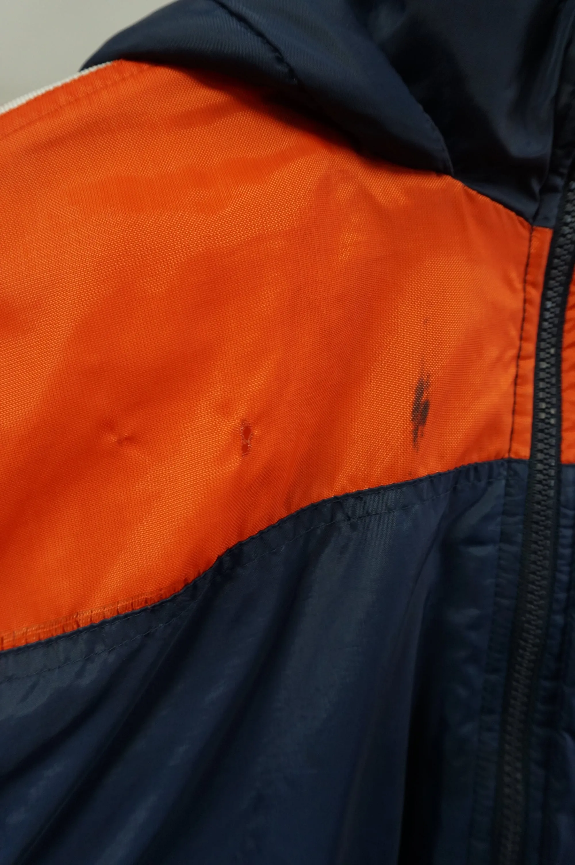 (L/XL) Vtg Denver Broncos Logo Athletic Puffer Jacket