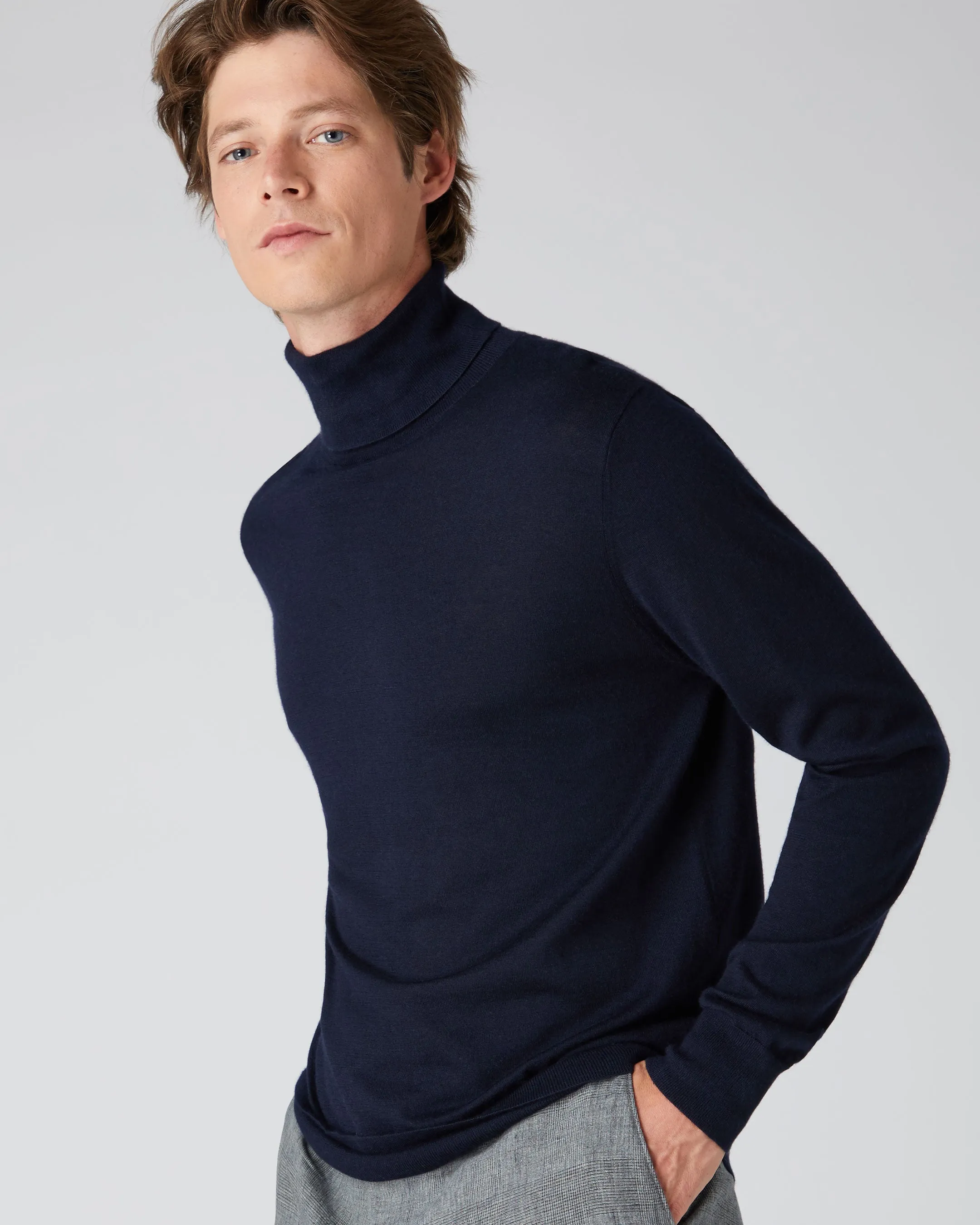 Men's Pimlico Fine Gauge Cashmere Turtle Neck Sweater Navy Blue