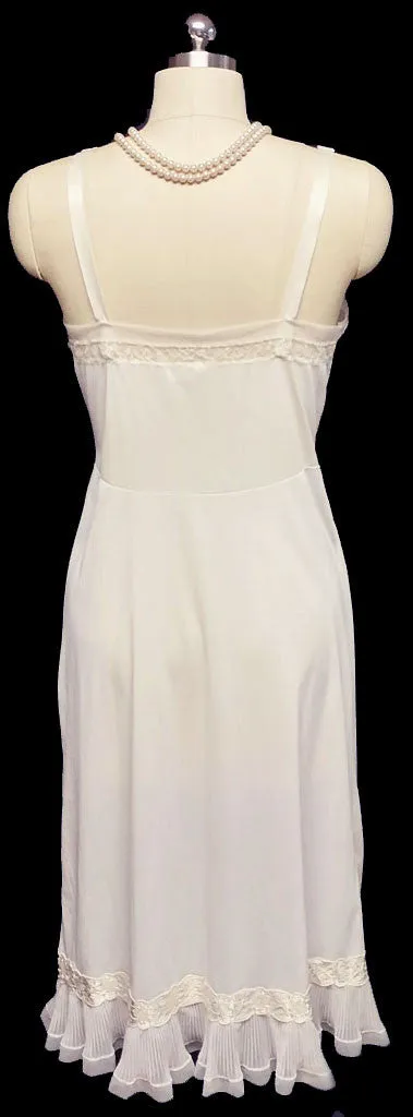 VINTAGE FANCY TOP FORM NYLON TRICOT SLIP WITH PLEATS, SATIN TRIM, TULLE & LACE