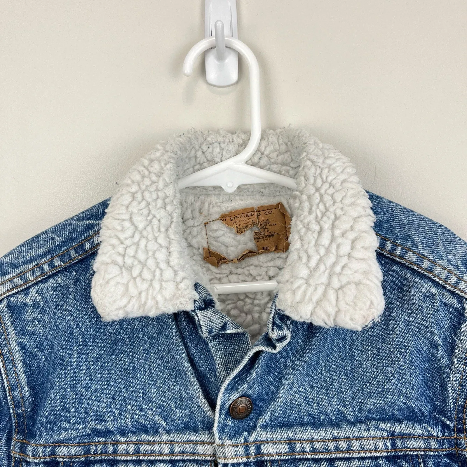 Vintage Levi's Sherpa Lined Orange Tab Blue Jean Jacket 6 USA