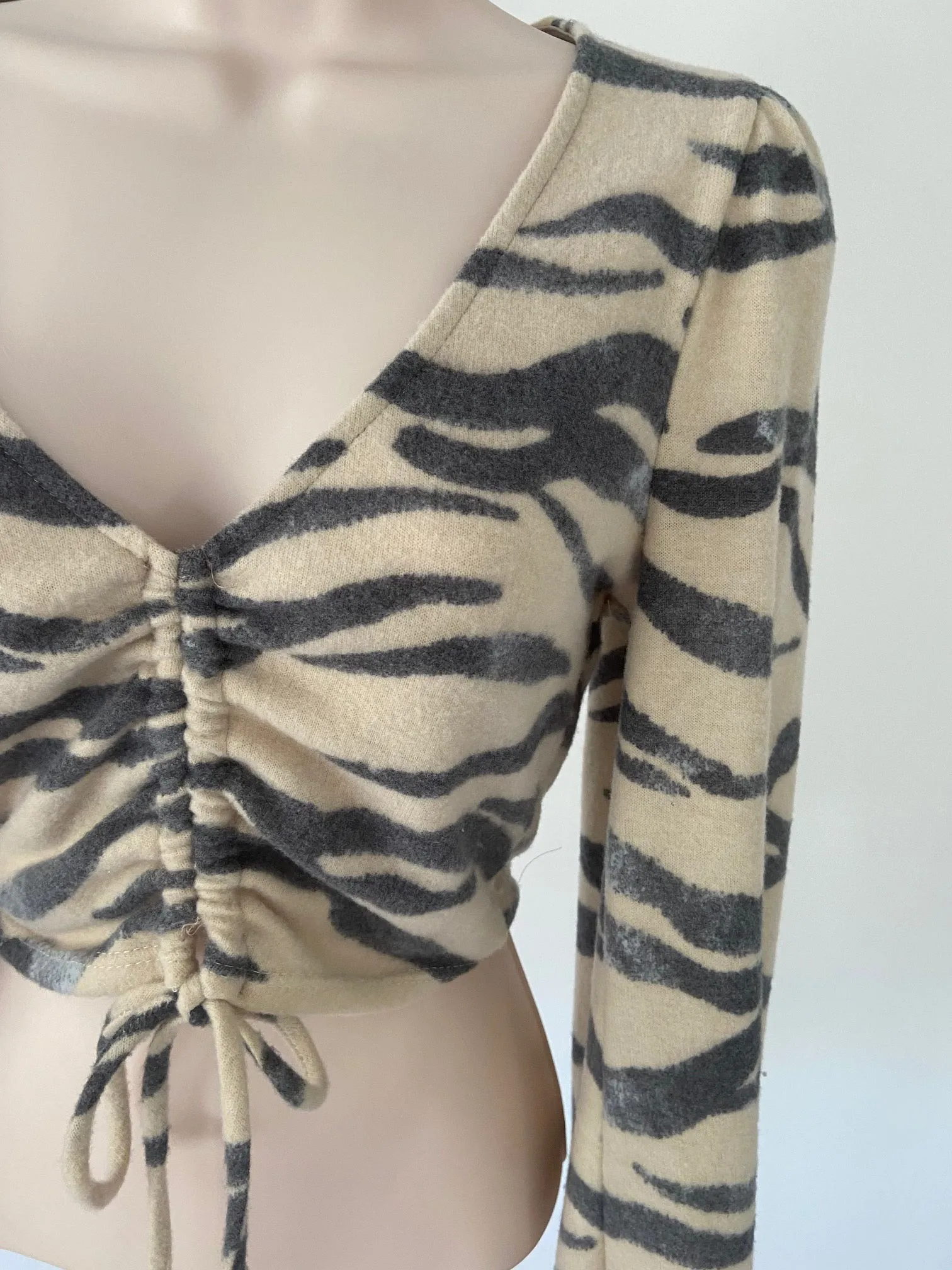 Zebra Print Crop - Taupe/Grey